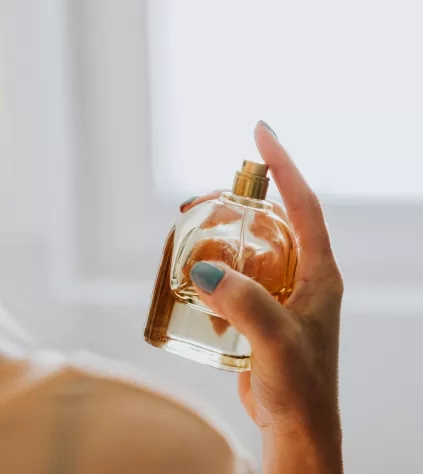 glikol dwupropylenowy w perfumach i kosmetykach